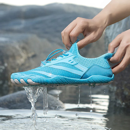 Sapatos aquáticos ultraleves de verão para homens, calçados aquáticos antiderrapantes para atividades ao ar livre, tênis descalços respiráveis para natação e caminhada contra a correnteza.