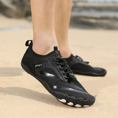 Sapatos aquáticos ultraleves de verão para homens, calçados aquáticos antiderrapantes para atividades ao ar livre, tênis descalços respiráveis para natação e caminhada contra a correnteza.